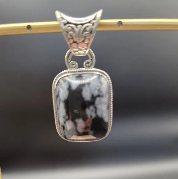 Sterling Silver Snowflake Obsidian Pendant - Picture 3 of 6
